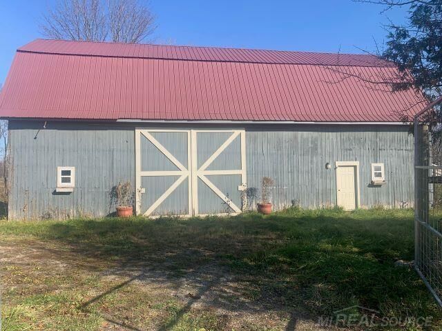 Property Photo: 61776 Indian Trail Road MI 48096