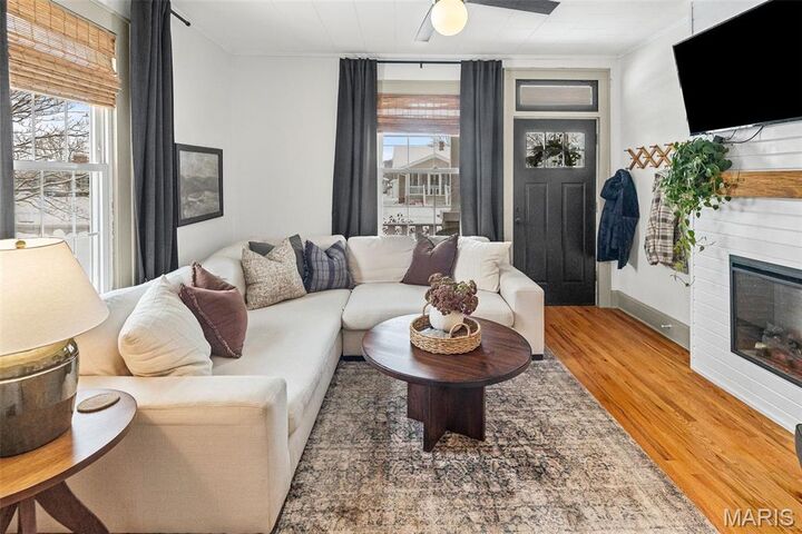 Property Photo:  720 Henry Street  IL 62234 