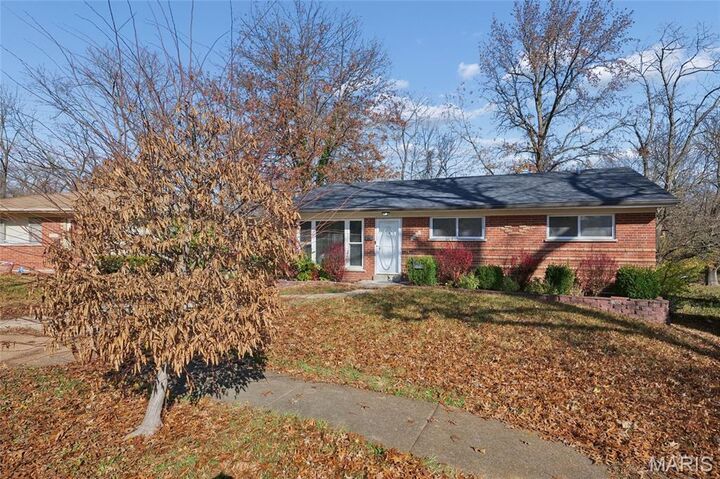 Property Photo:  1540 Park Way Drive  MO 63130 