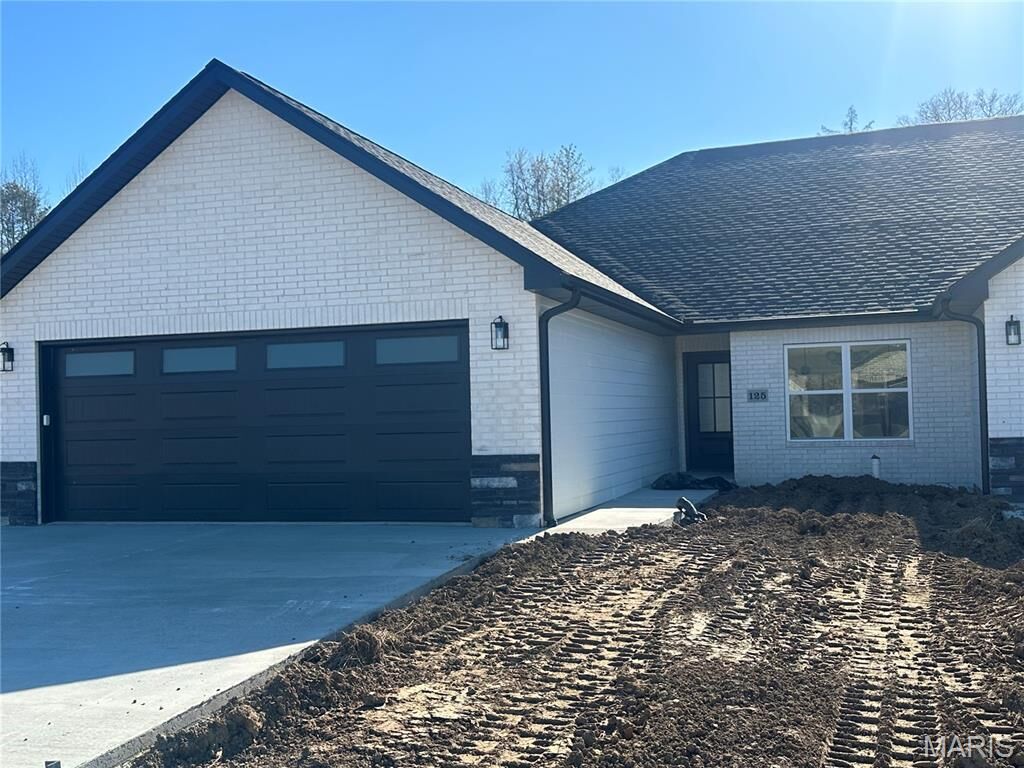 Property Photo:  125 Beechwood Lane  MO 63701 