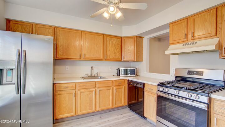 Property Photo: 27 Haverford Court NJ 07728