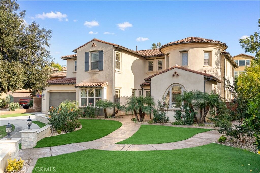 Property Photo: 878 N Landa CA 92821