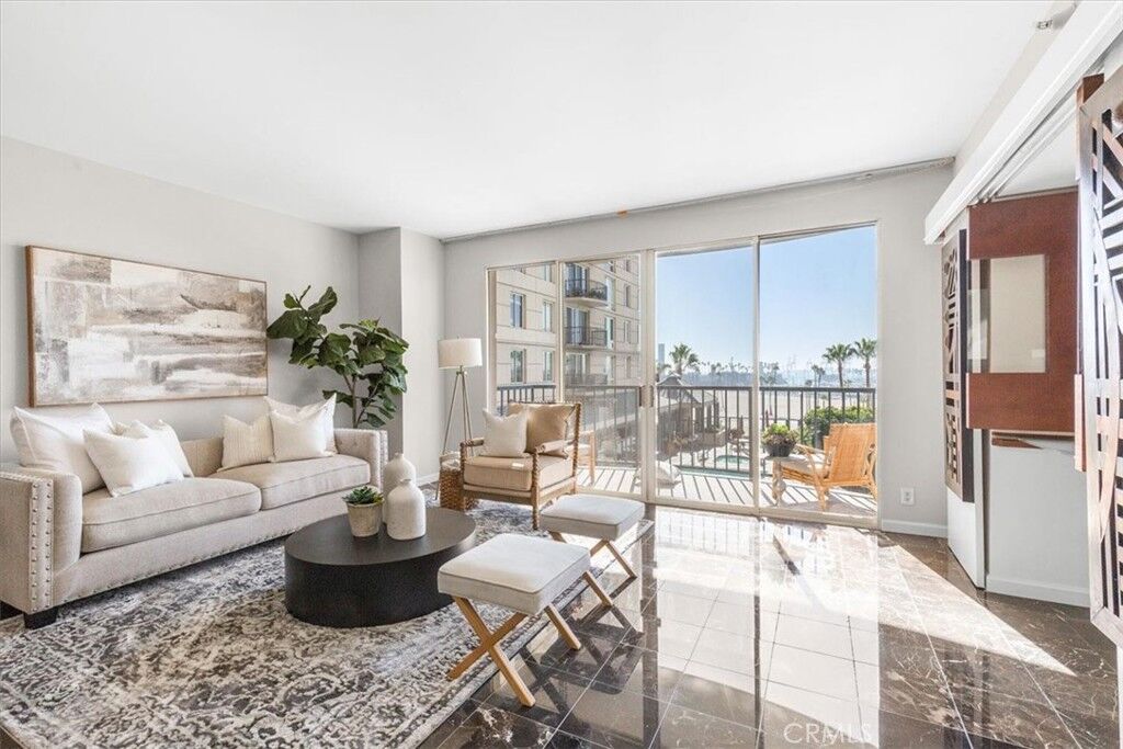 Property Photo:  850 E Ocean Boulevard 209  CA 90802 