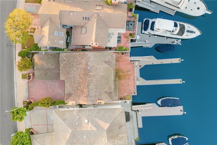 Property Photo:  612 Harbor Island Drive  CA 92660 