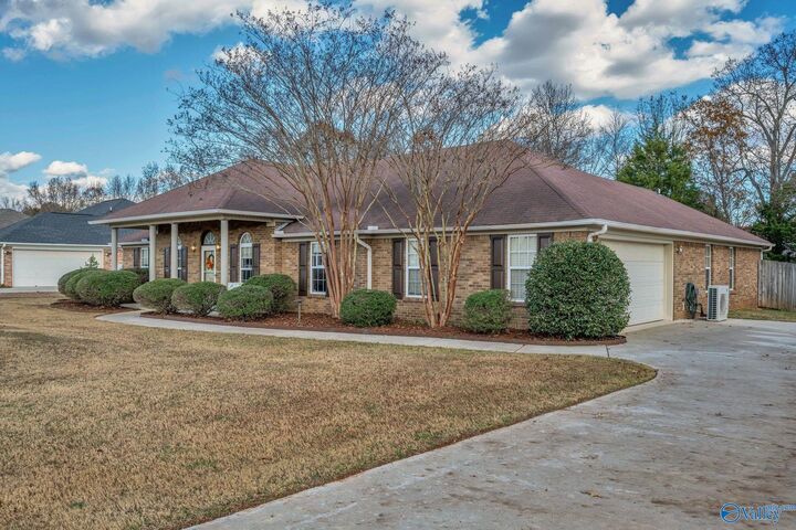 Property Photo: 109 Rain Oak Drive AL 35749