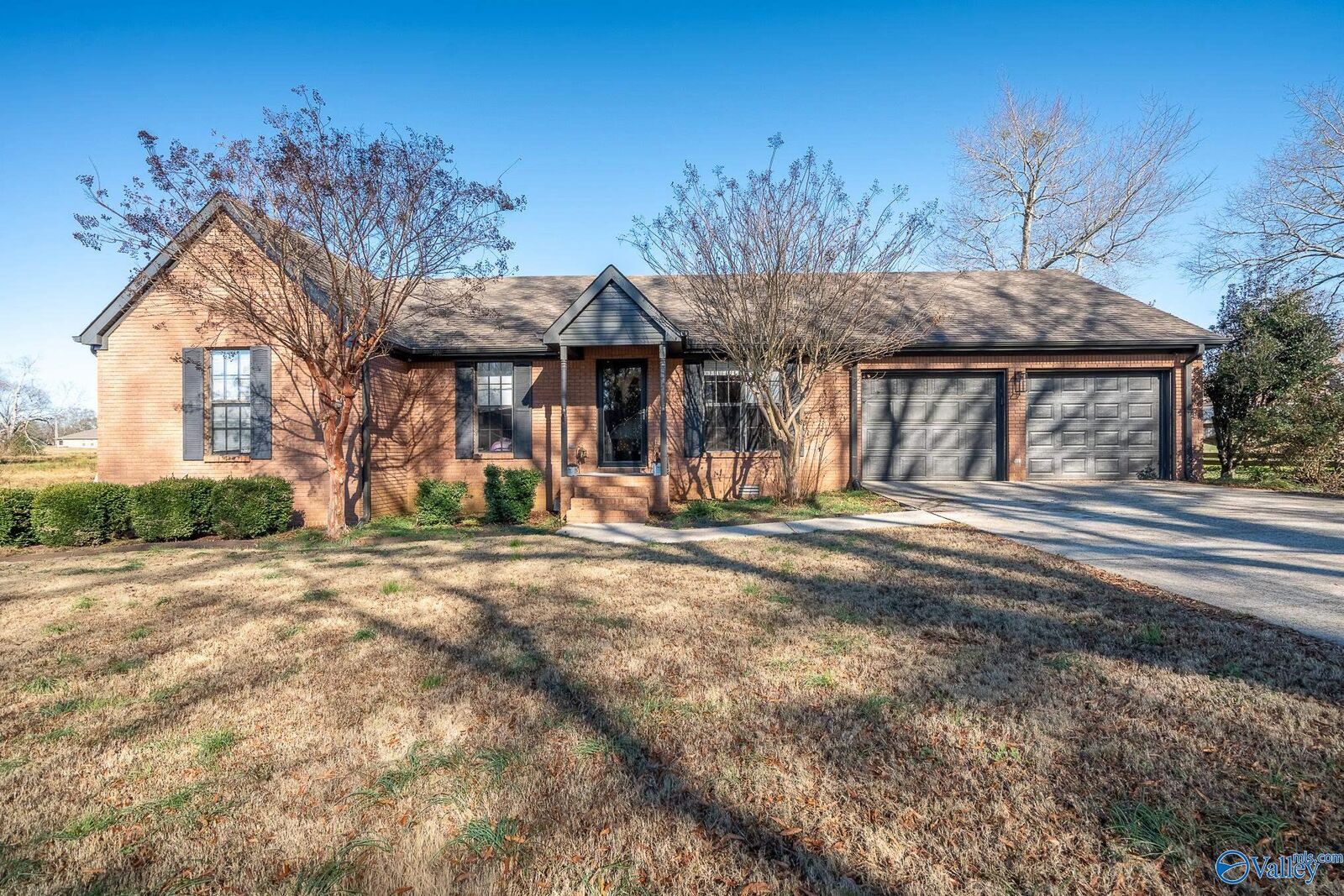 Property Photo:  111 Greer Drive  AL 35652 