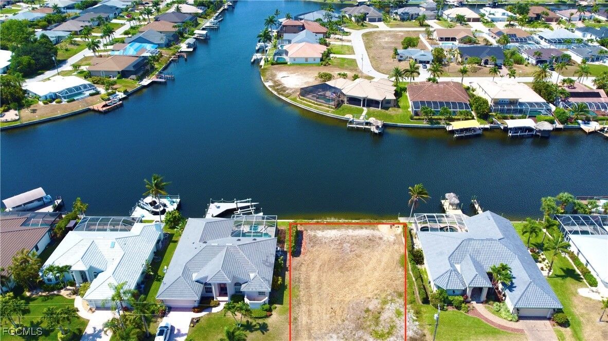 Property Photo: 2217 SW 50th Street FL 33914