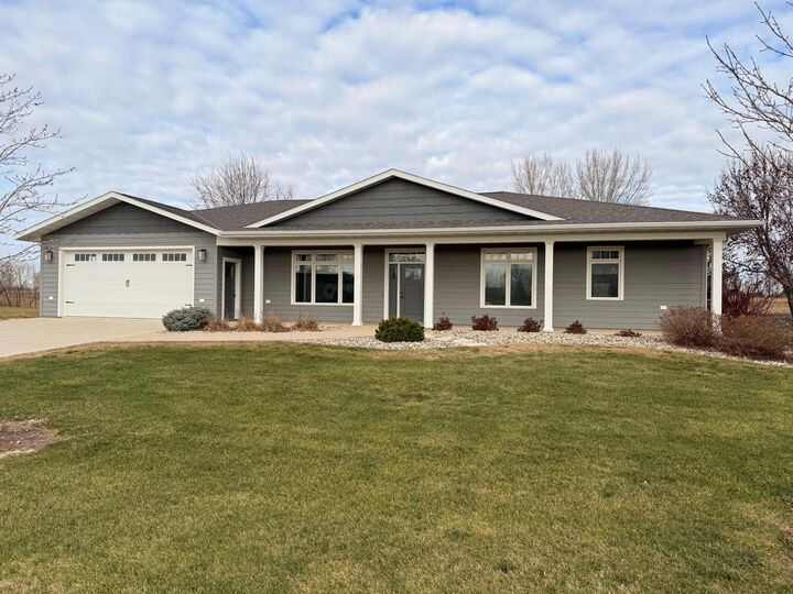 951 Cedar Avenue E  Hector MN 55342 photo