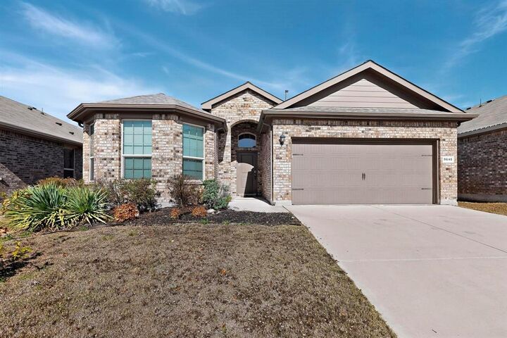 Property Photo: 9640 Hickory Knob Drive TX 76108