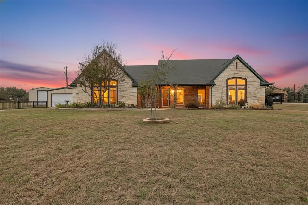Property Photo:  548 Highland Road  TX 76082 