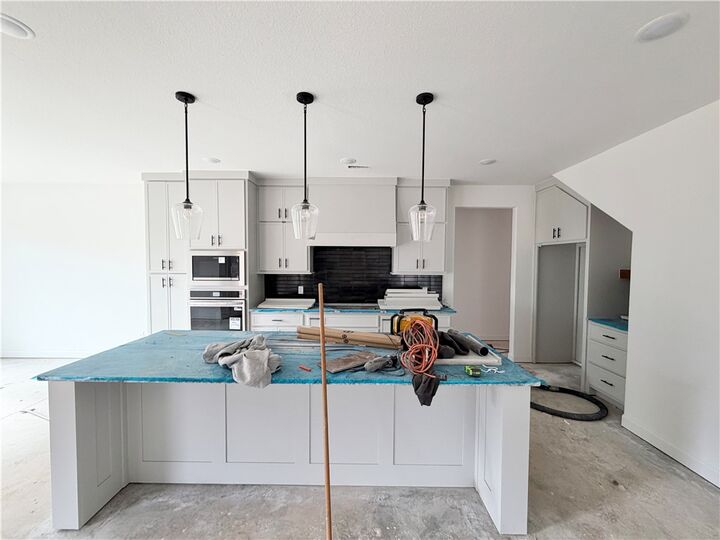 Property Photo: 1503 Lookout Lane AR 72718