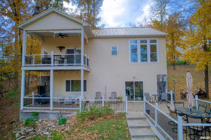 Property Photo: 1415 S Lakeshore Drive South IL 62939