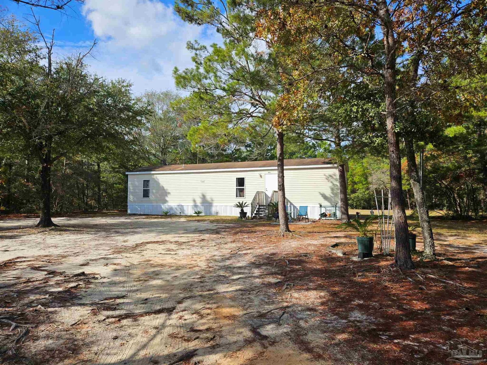 Property Photo:  406 W Brahms Dr  FL 32433 
