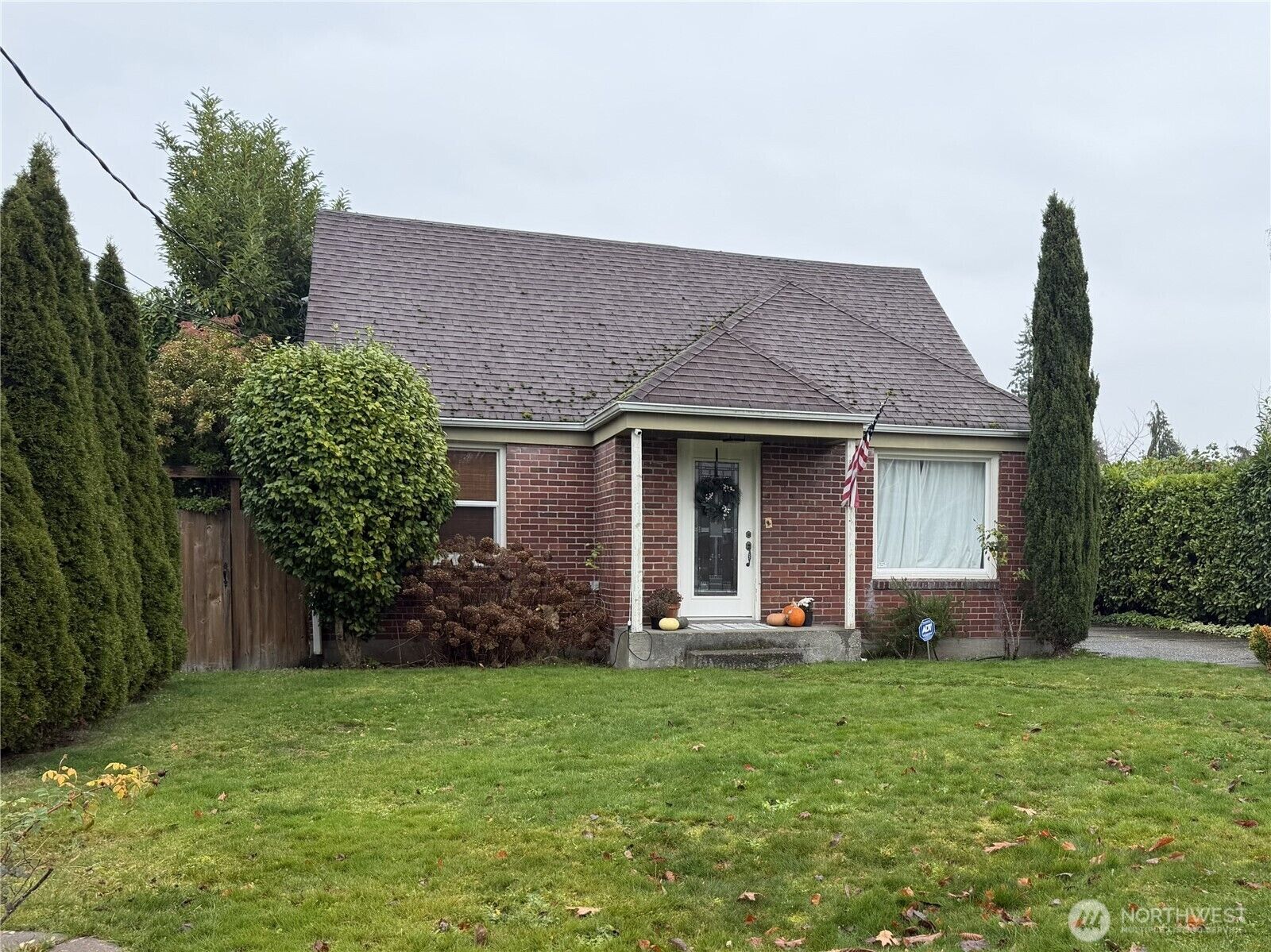 Property Photo: 2335 Mountain View Avenue W WA 98466
