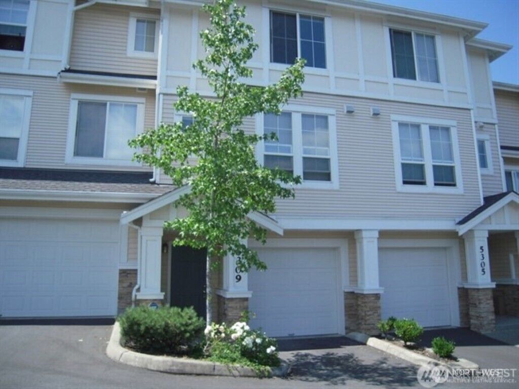 Property Photo: 5309 164th Avenue SE WA 98006