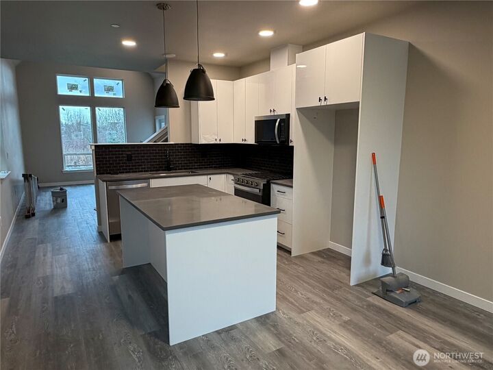 Property Photo:  553 (Lot 19)  Northview Street  WA 98226 