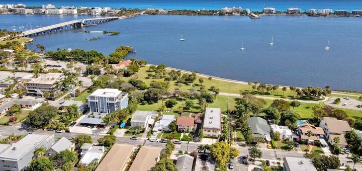 Property Photo:  216 S Ocean Breeze #1 Dn  FL 33460 