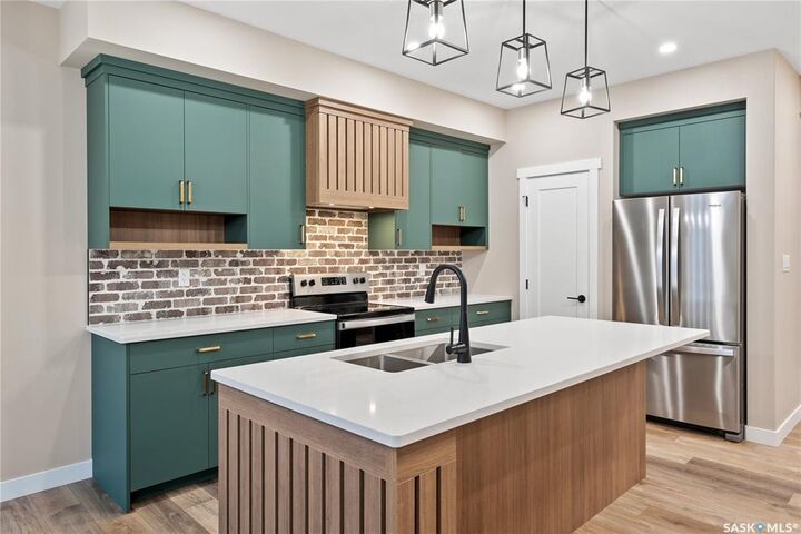 Property Photo: 321 Veterans Drive SK S0K 4S3