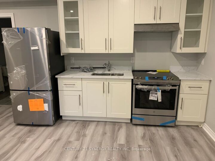 Photo de la propriété: 1293 Thames Street B ON K1Z 7N2