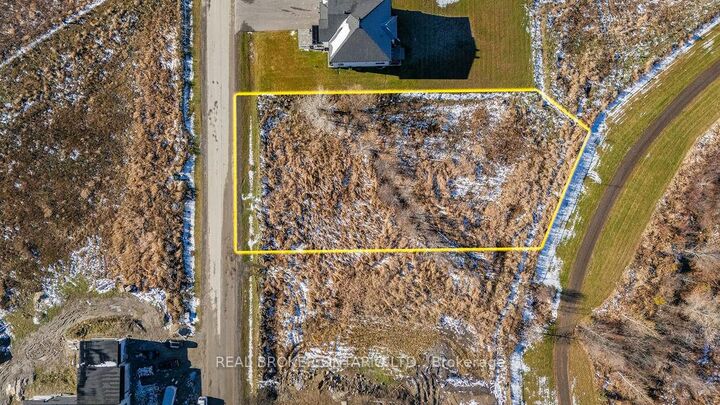 Property Photo:  6810 Still Meadow Way  ON K4P 0G7 