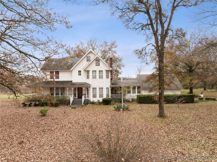 Property Photo: 514 N Highway 10 OK 74435