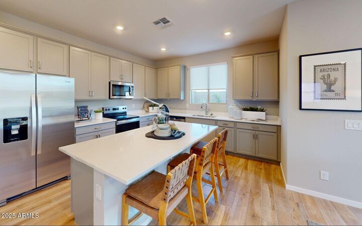 Property Photo:  531 W Fremont Pass  AZ 85120 