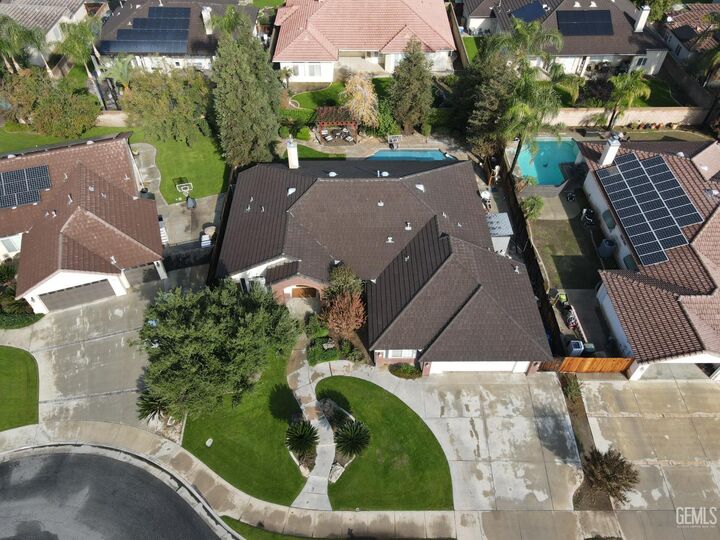 Property Photo:  12210 Rushville Court  CA 93312 