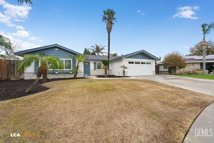 Property Photo:  1936 Birchwood Court  CA 93309 