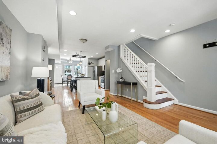 Property Photo:  1926 Bennett Place NE  DC 20002 