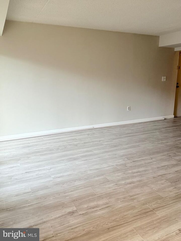 Property Photo:  11739 Ledura Court T7  VA 20191 