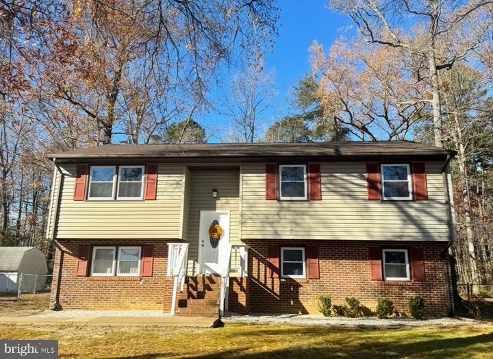 Property Photo:  311 Hardee Street  VA 22551 