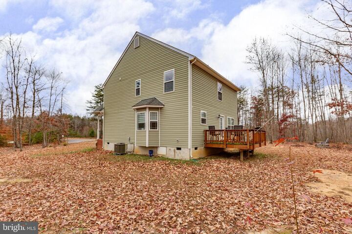 Property Photo: 25 Weston Road VA 23093