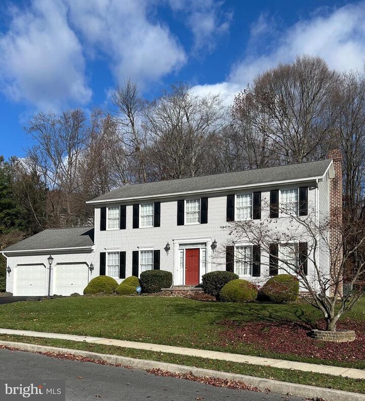 2430 E Bayberry Drive  Harrisburg PA 17112 photo