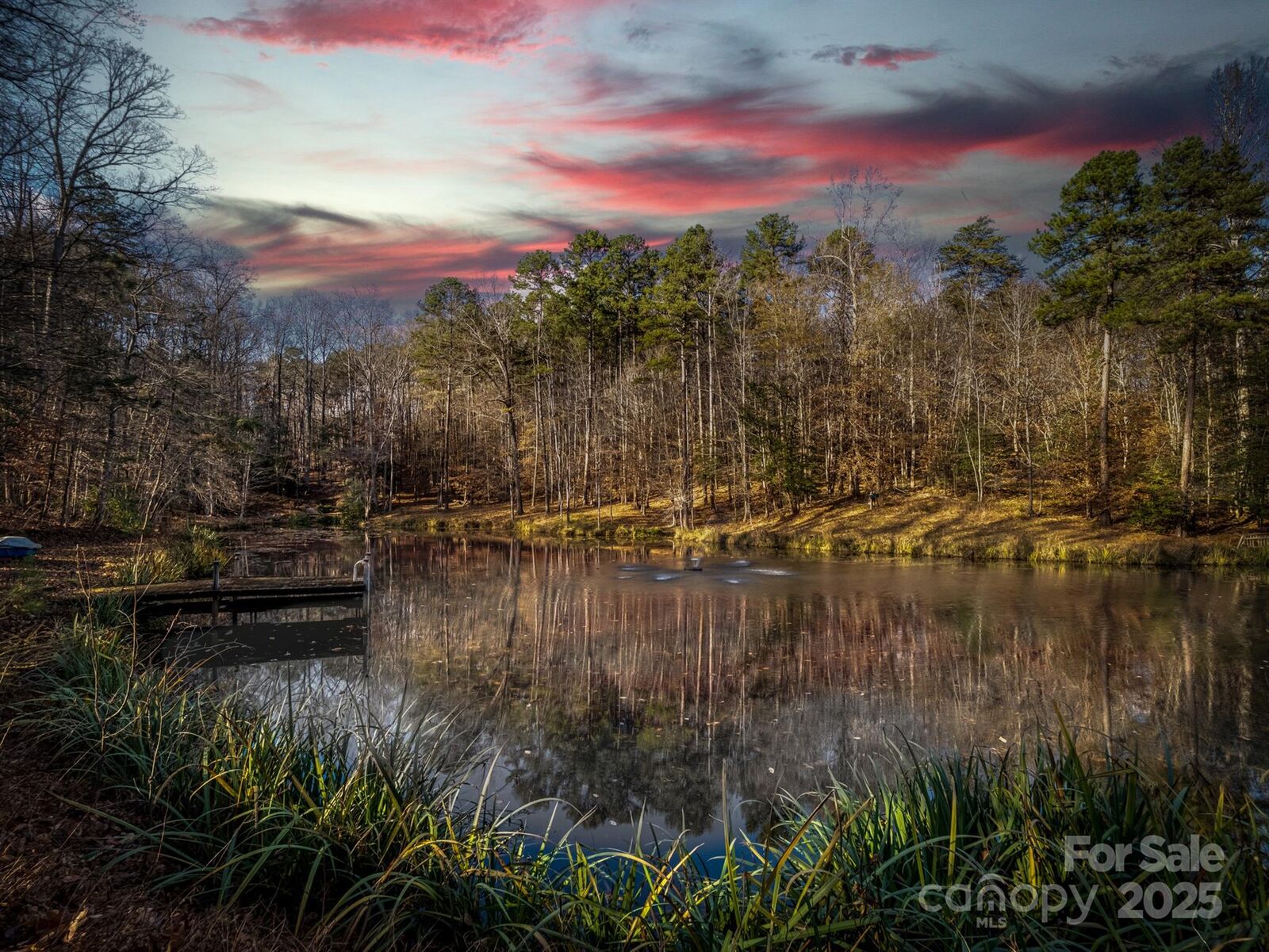 Property Photo: 1090 N Saunders Drive NC 28609