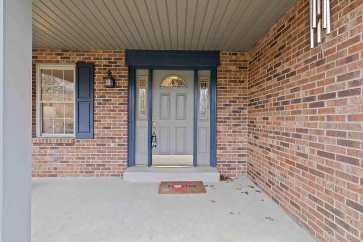 Property Photo:  8140 Maxfield Lane  OH 45243 