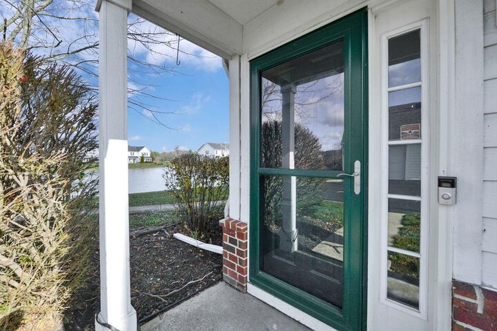 Property Photo: 642 Lakeview S Drive OH 43123