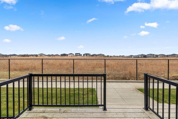 Property Photo: 155 Des Hivernants Boulevard MB R3X 0L9