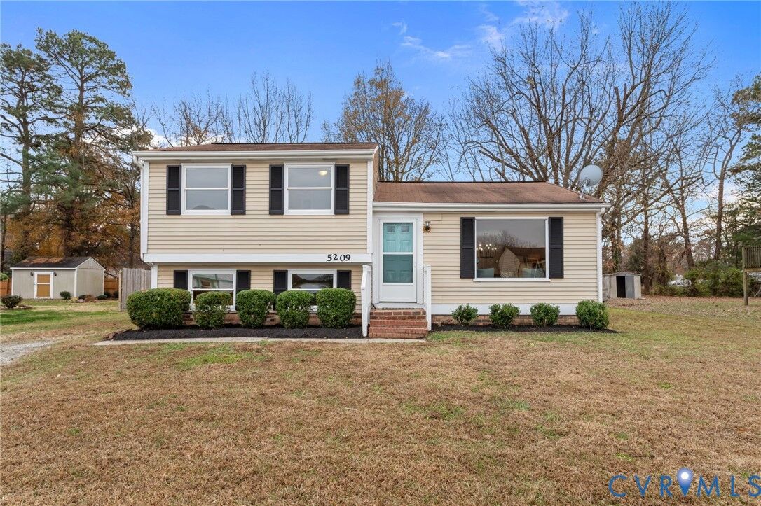 Property Photo:  5209 Hollymead Drive  VA 23223 