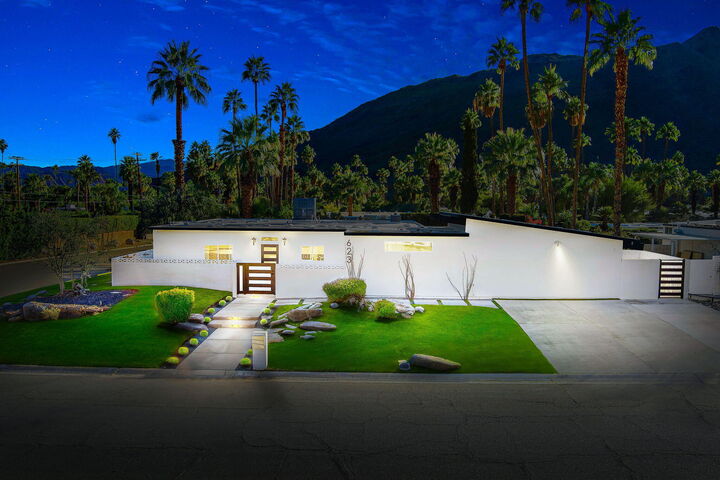 623 W Regal Drive  Palm Springs CA 92262 photo