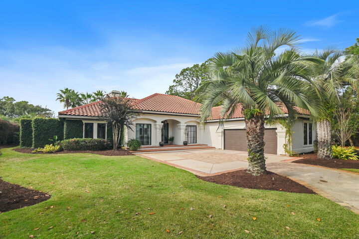 Property Photo:  1473 E Baytowne Avenue  FL 32550 