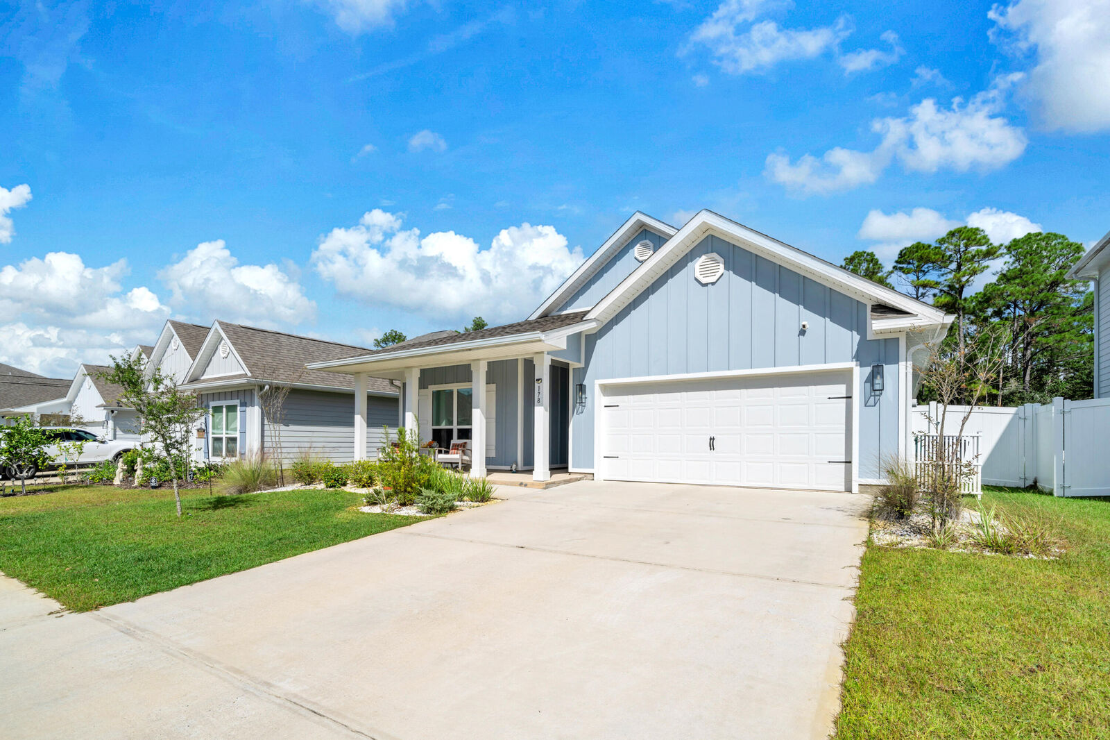 Property Photo: 178 Piper Cove FL 32459