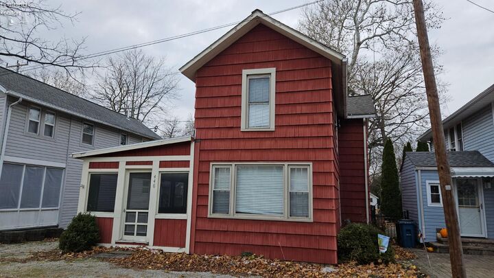 446 Lynn Avenue  Lakeside OH 43440 photo