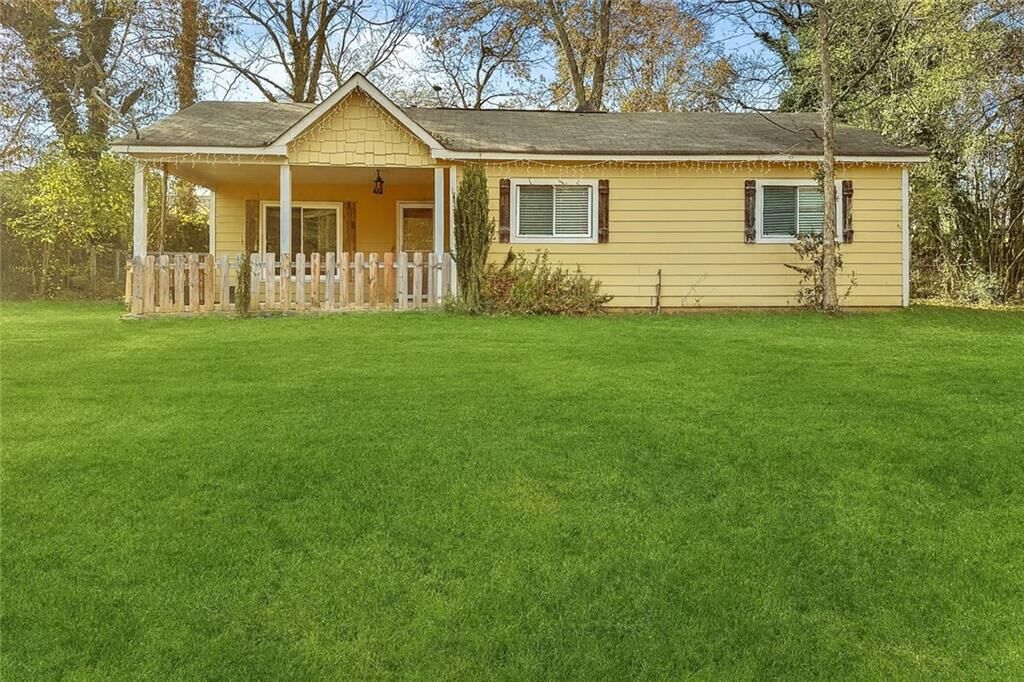 Property Photo:  1670 Linda Circle Circle  GA 30060 