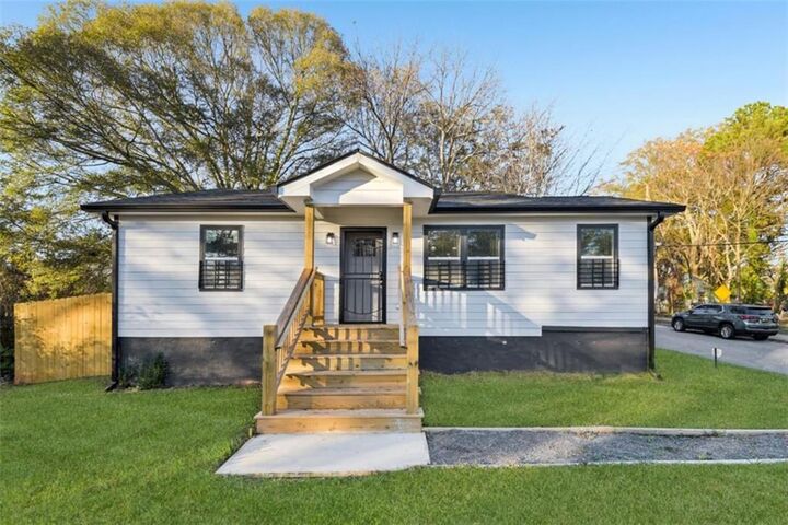 1539 Venetian Drive SW  Atlanta GA 30311 photo