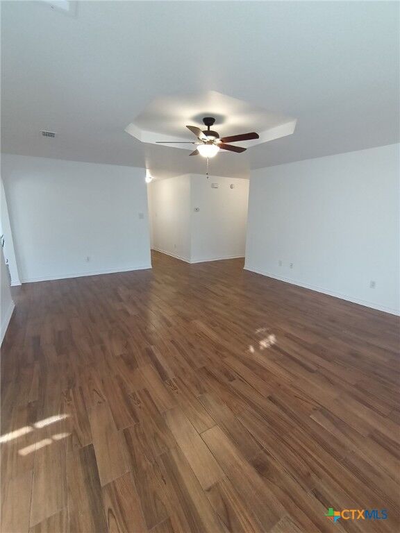 Property Photo: 1411 Saddle Drive TX 76543