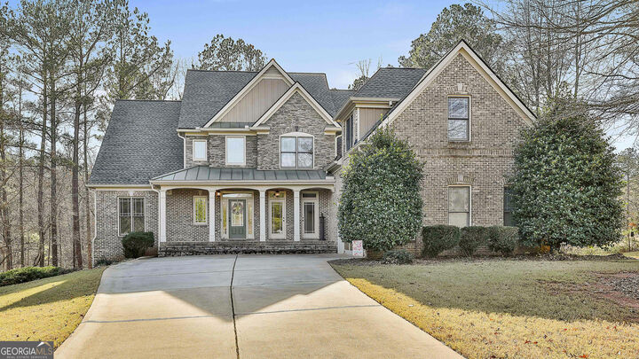 Property Photo: 7497 Treehouse Court GA 30135
