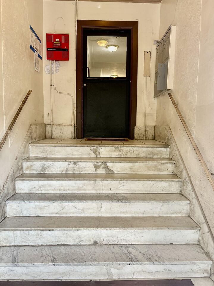 Property Photo:  404 Stegman Parkway D1  NJ 07305 