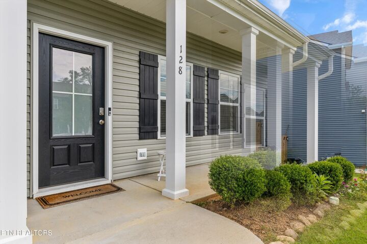 Property Photo:  128 Canton Lane  TN 37803 