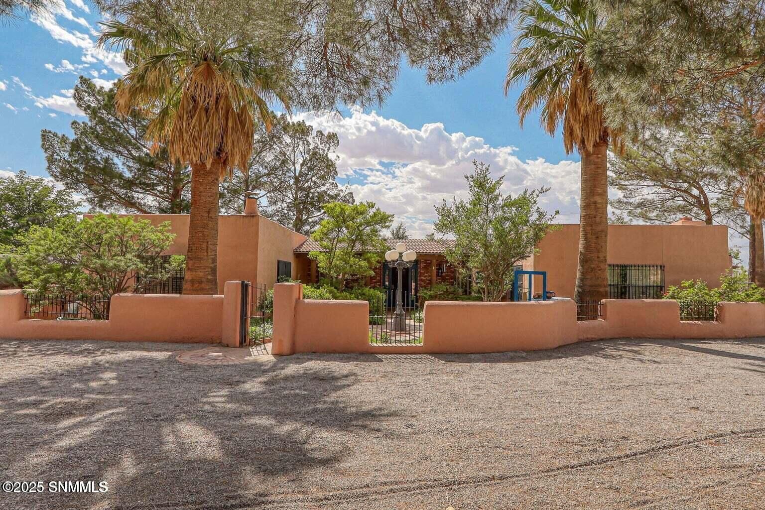 Property Photo: 1050 Marilissa Lane NM 88005