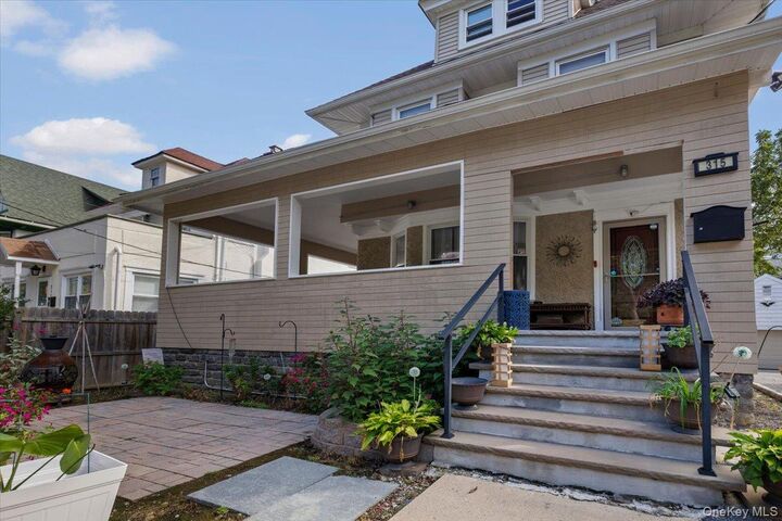 Property Photo:  315 Seneca Avenue  NY 10553 